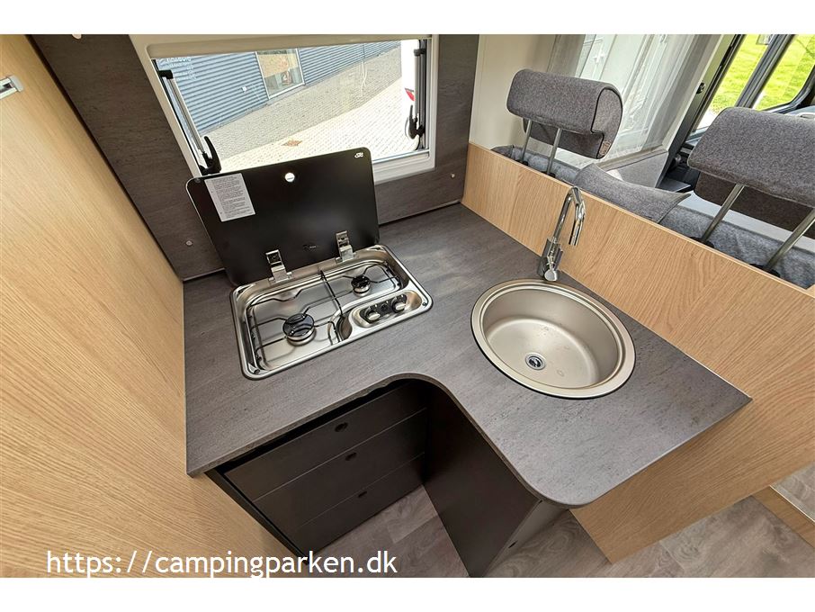 SunLight I 68 Adventure