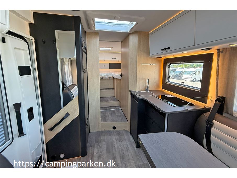 SunLight T68C Adventure