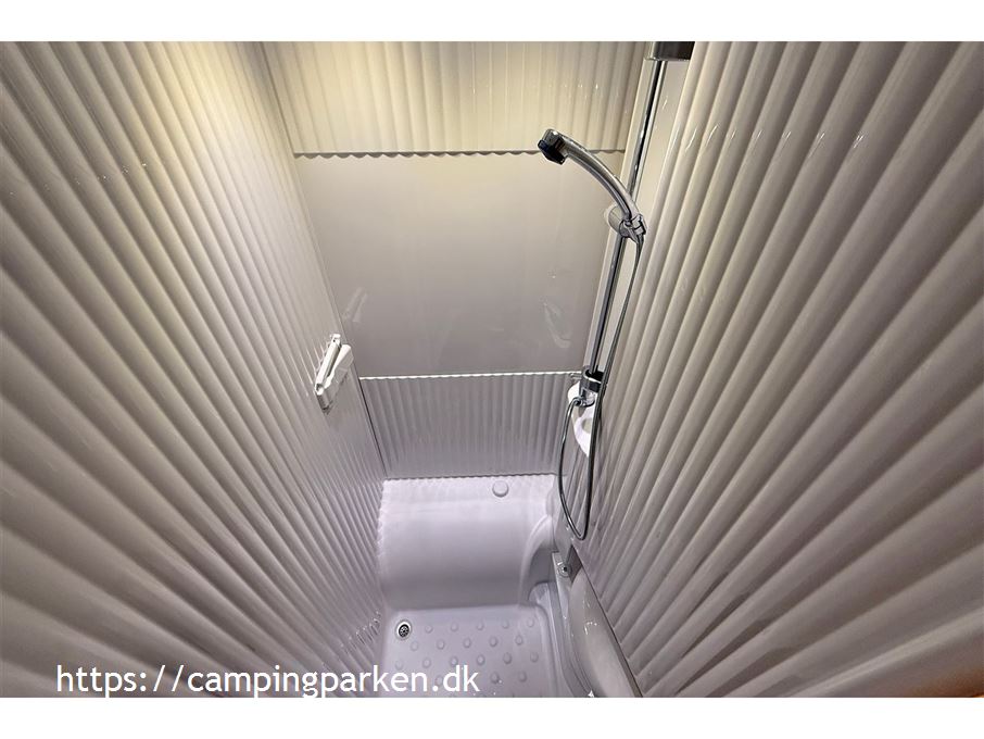 SunLight VAN V60 Adventure