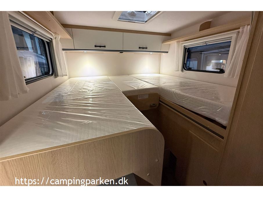 SunLight VAN V67S