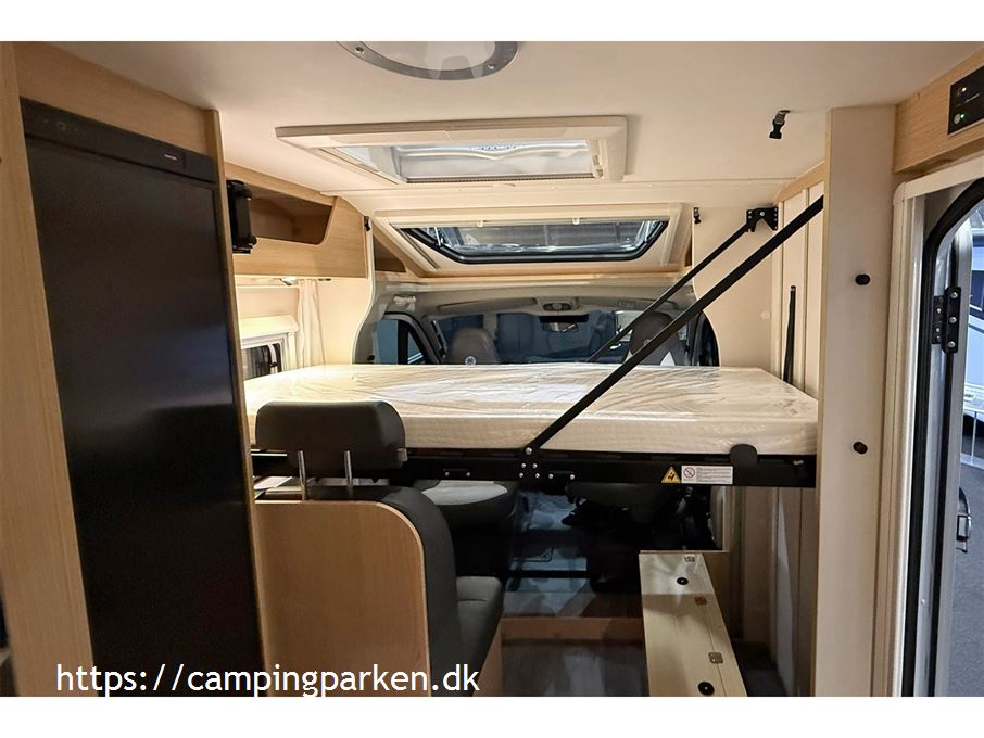 SunLight VAN V67S