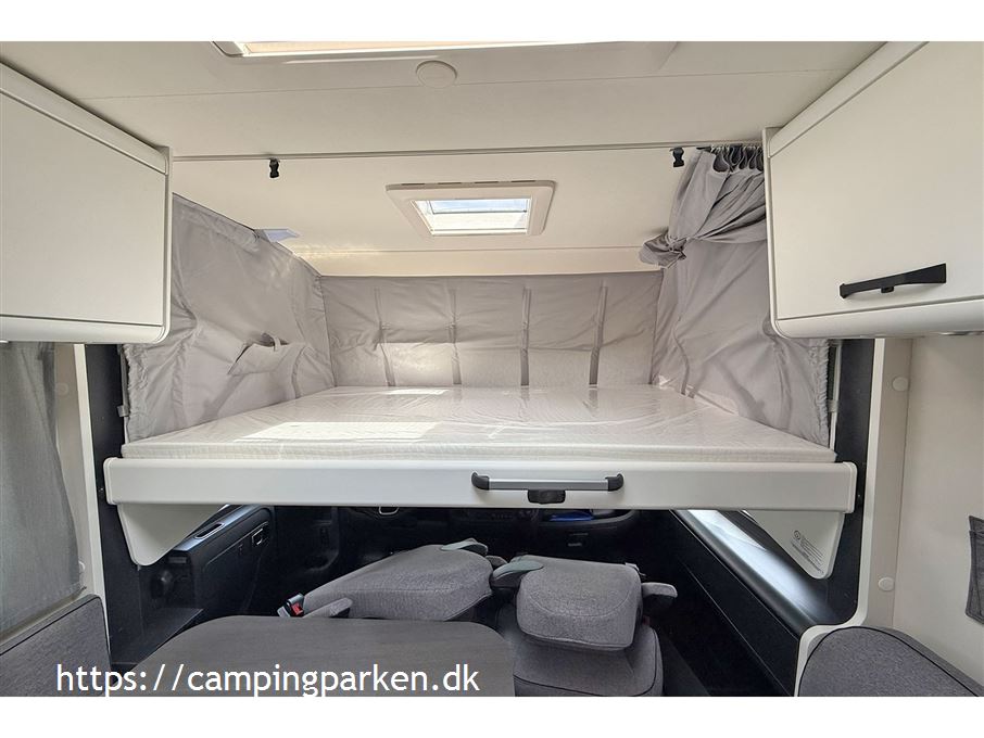 SunLight I 68 Adventure Edition