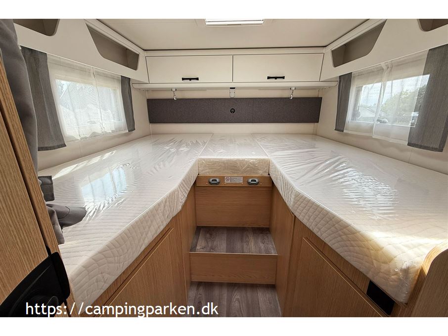 SunLight I 68 Adventure Edition