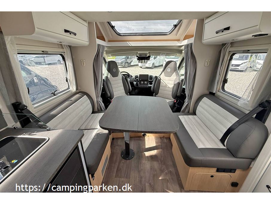 SunLight T 69 LC Adventure Edition