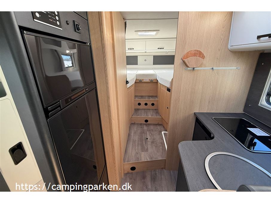 SunLight T68 Adventure aut. gear