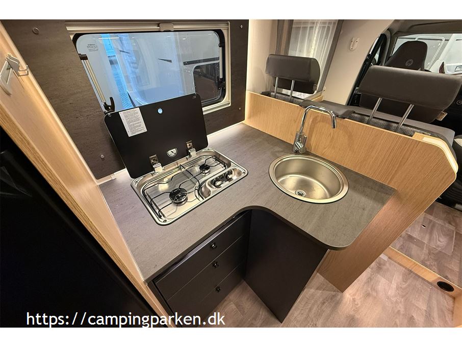 SunLight T67 Adventure