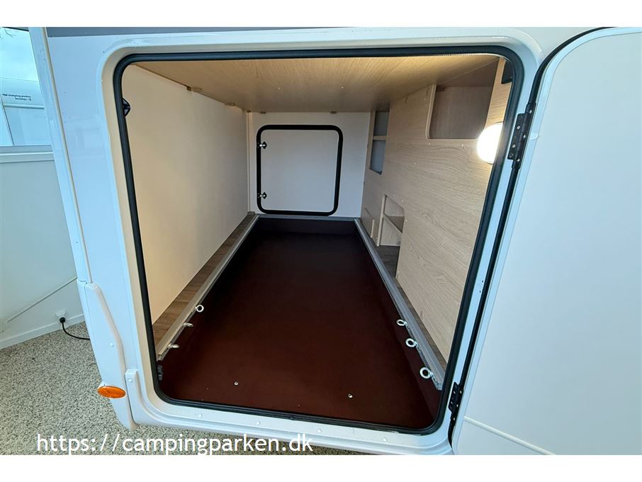 SunLight T67 Adventure