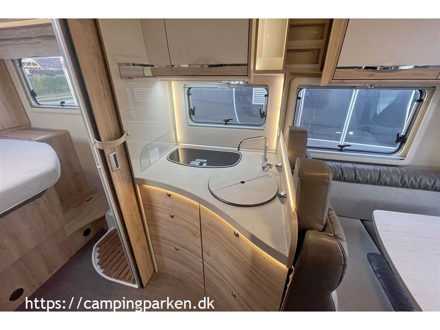 Euramobil Profila RS 695 QB