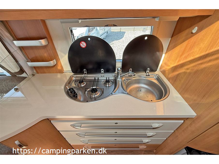 Hobby Excellent 560 UL