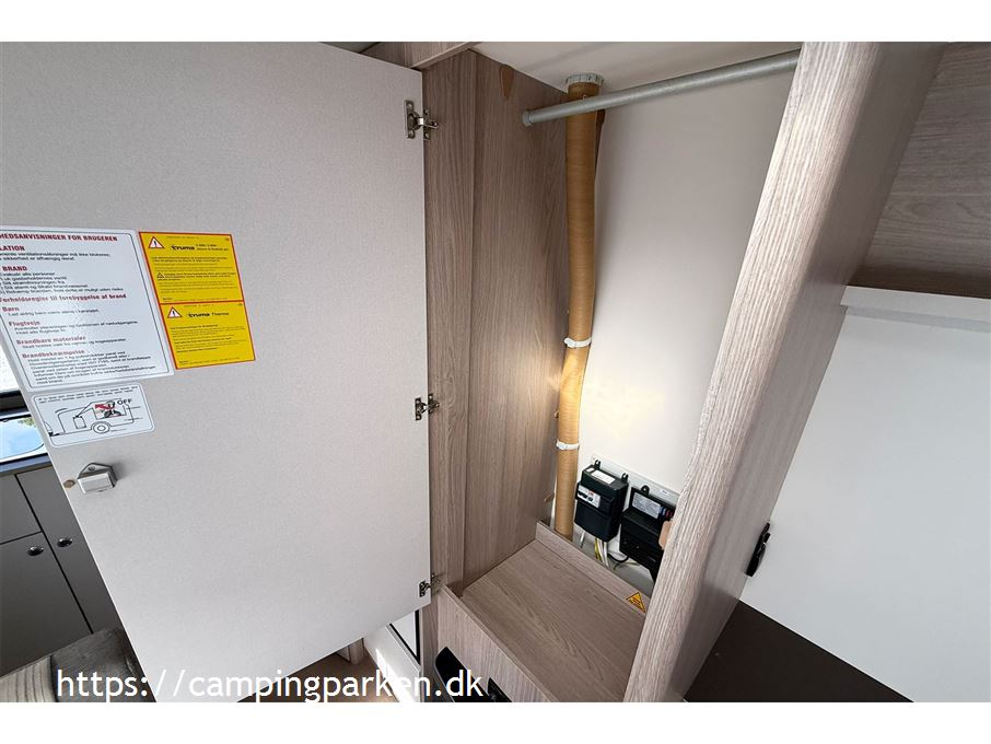 Bürstner Premio Life 425
