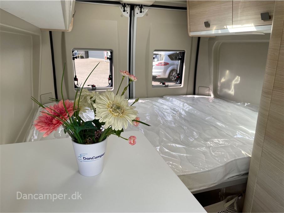 Chausson First Line V594