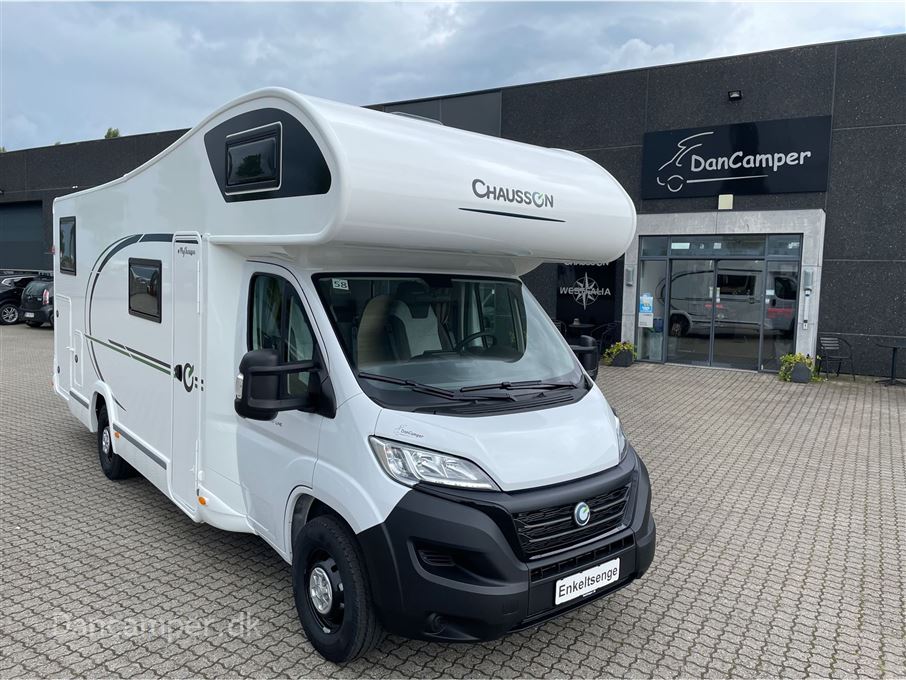 Chausson C727 First Line