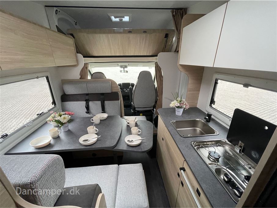 Chausson C727 First Line