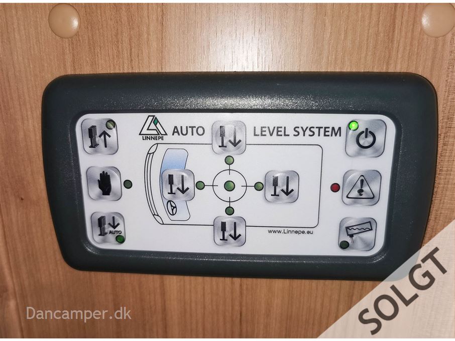 Hymer B 698