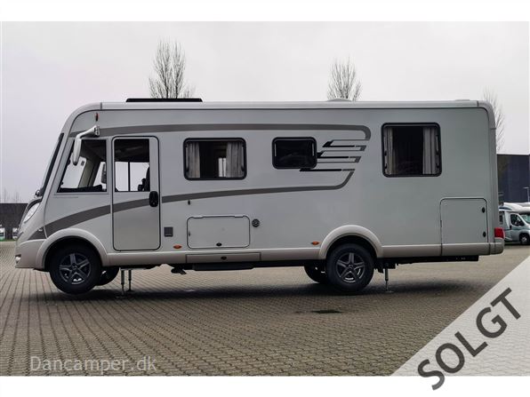 Hymer B 698