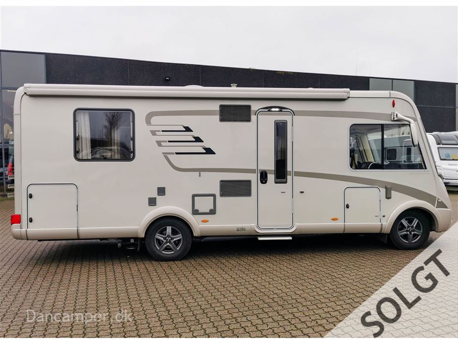 Hymer B 698