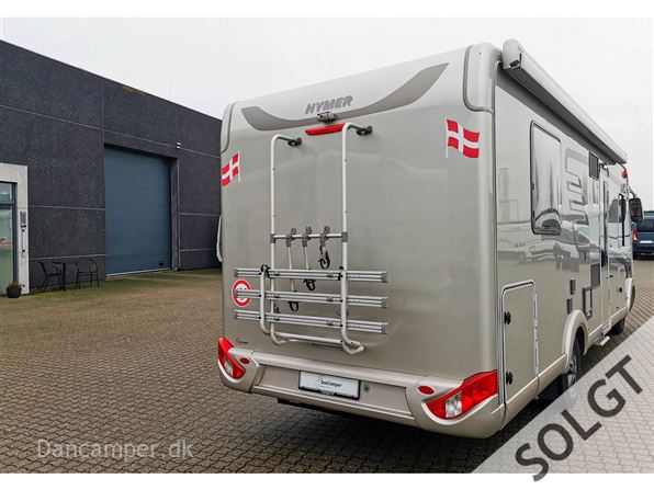 Hymer B 698