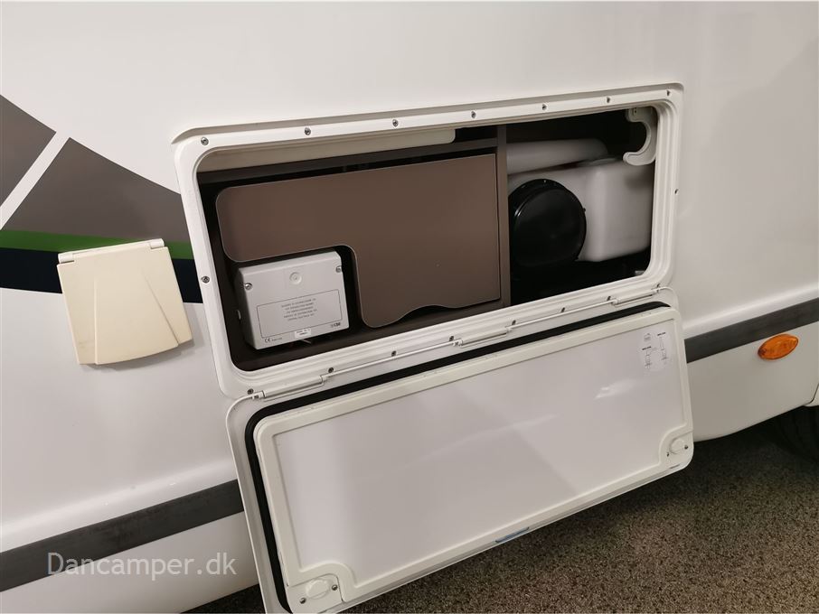 Chausson Special Edition 757