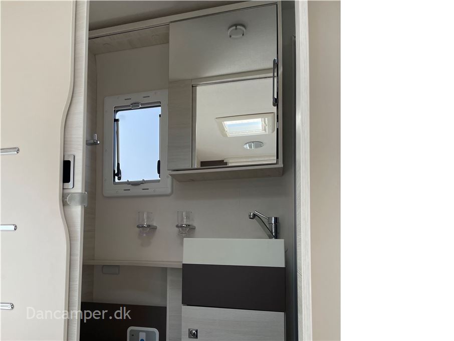 Chausson Special Edition 757