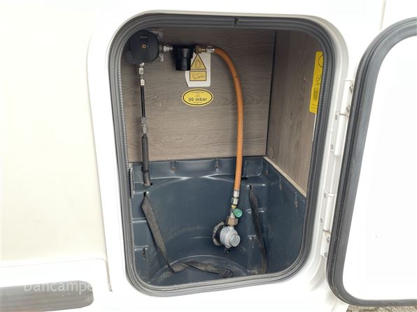 Chausson Titanium 640
