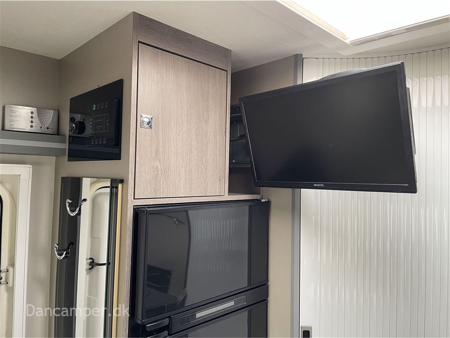 Chausson Titanium 640