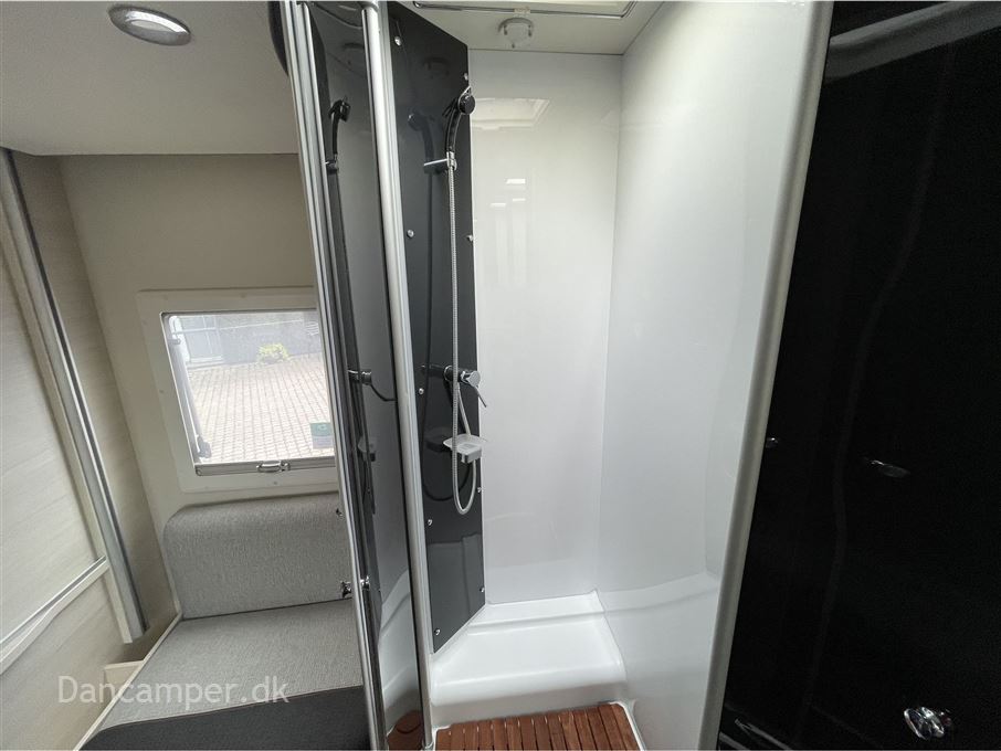 Chausson Welcome Premium 716