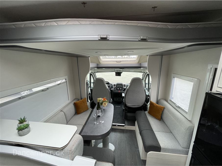Chausson Welcome Premium 716
