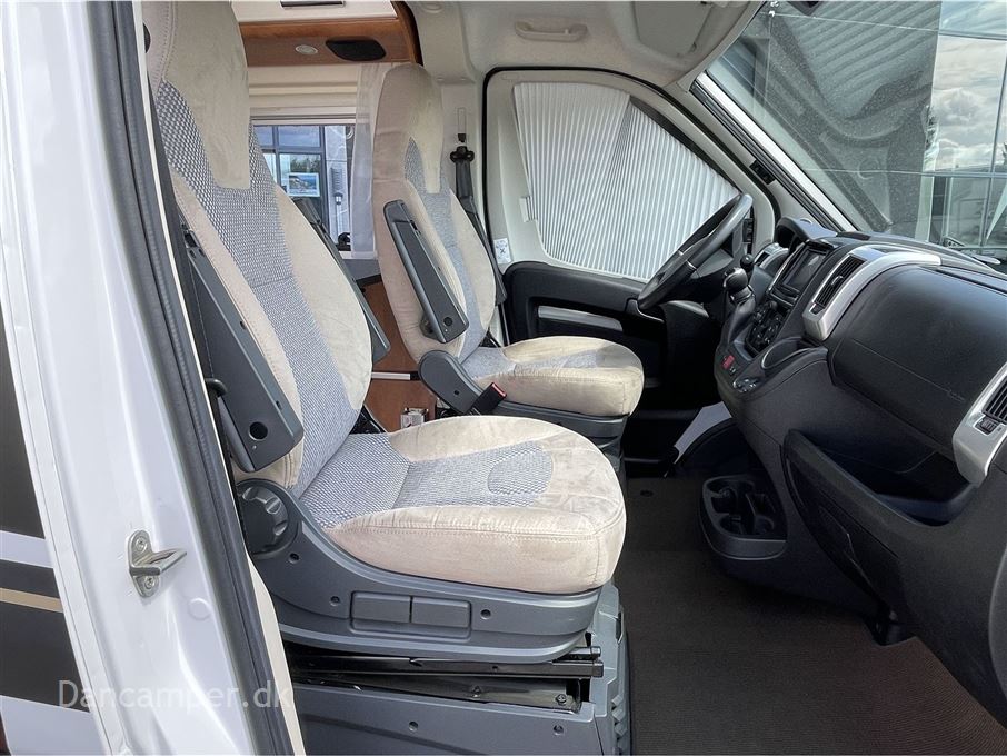 Carthago premium van 640 LE