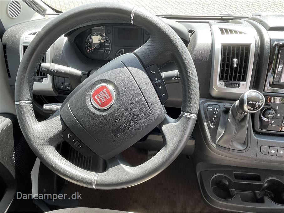 Carthago premium van 640 LE