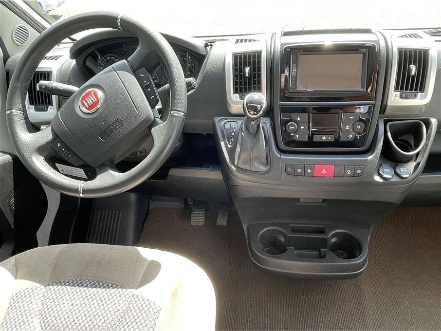 Carthago premium van 640 LE