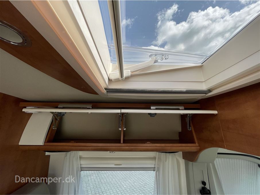 Carthago premium van 640 LE