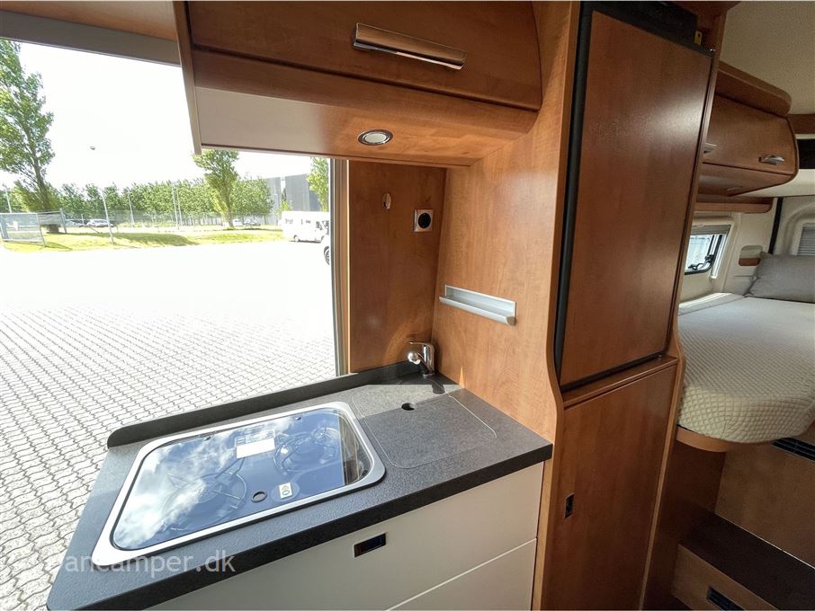 Carthago premium van 640 LE