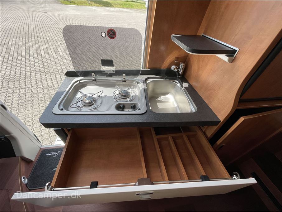 Carthago premium van 640 LE
