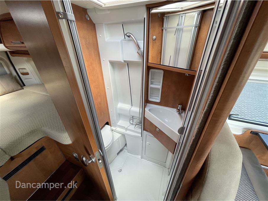 Carthago premium van 640 LE