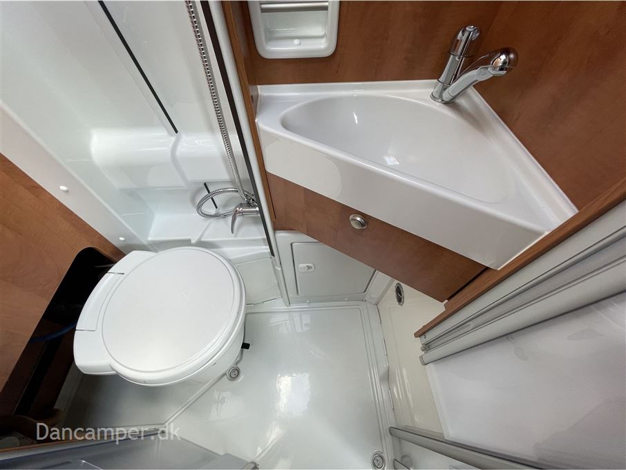 Carthago premium van 640 LE