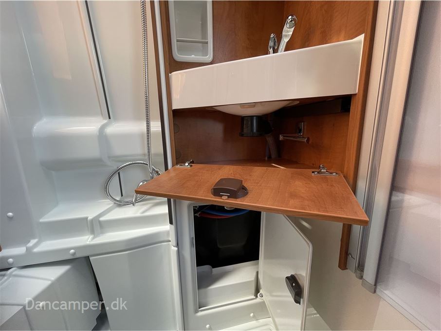 Carthago premium van 640 LE