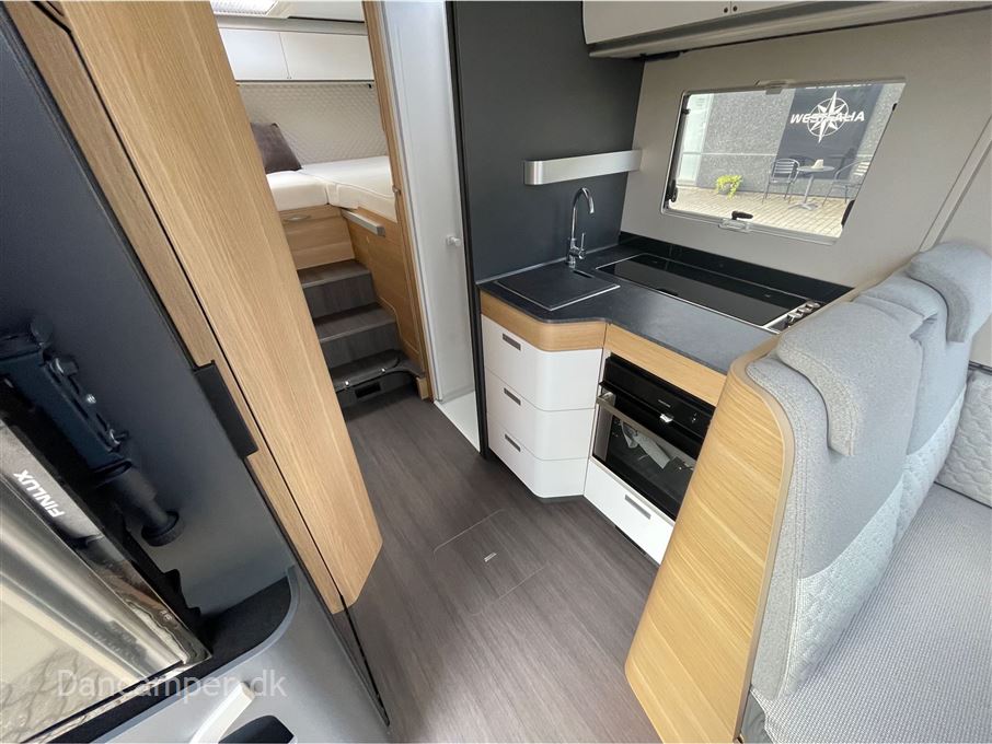 Adria Coral Plus S 670 SL