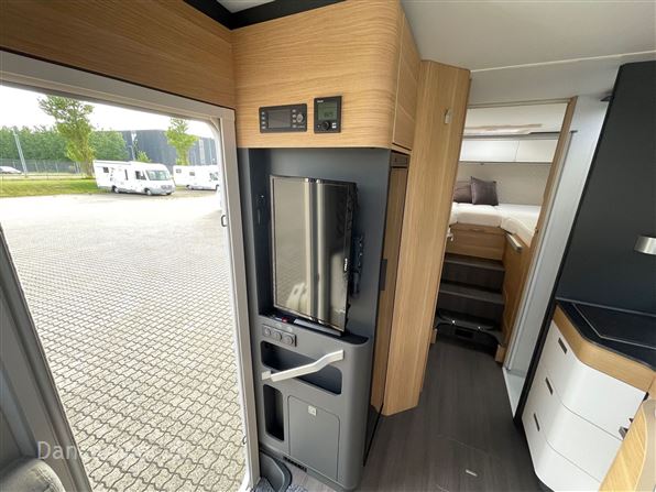 Adria Coral Plus S 670 SL