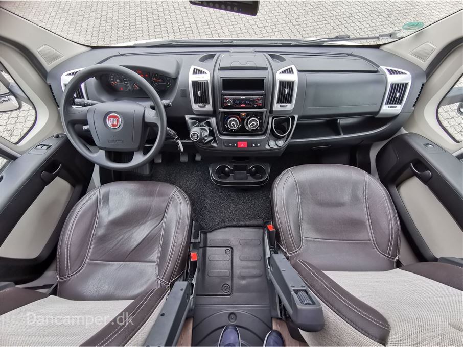 Chausson Flash 635