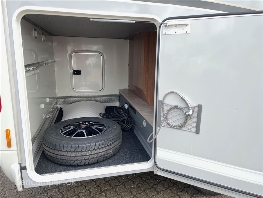 Carthago compactline 144 LE