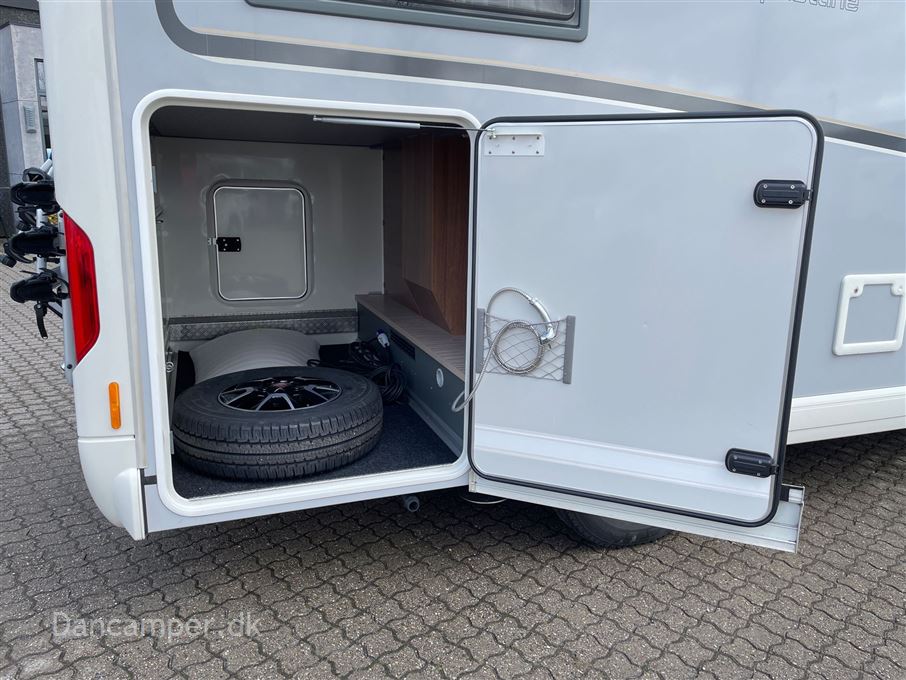 Carthago compactline 144 LE