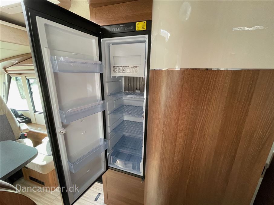 Carthago compactline 144 LE