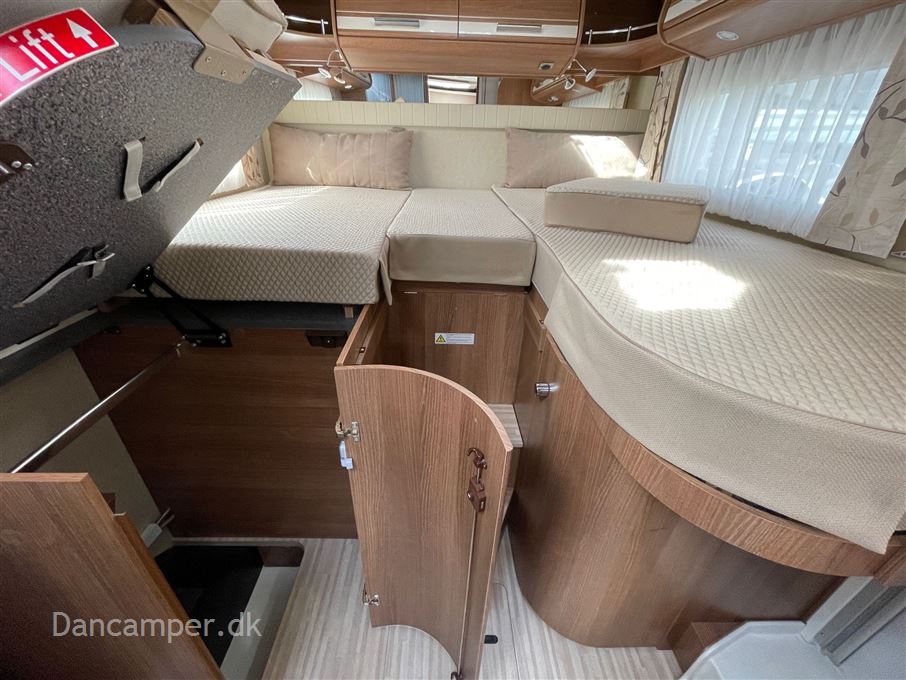 Carthago compactline 144 LE