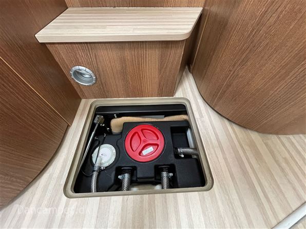 Carthago compactline 144 LE