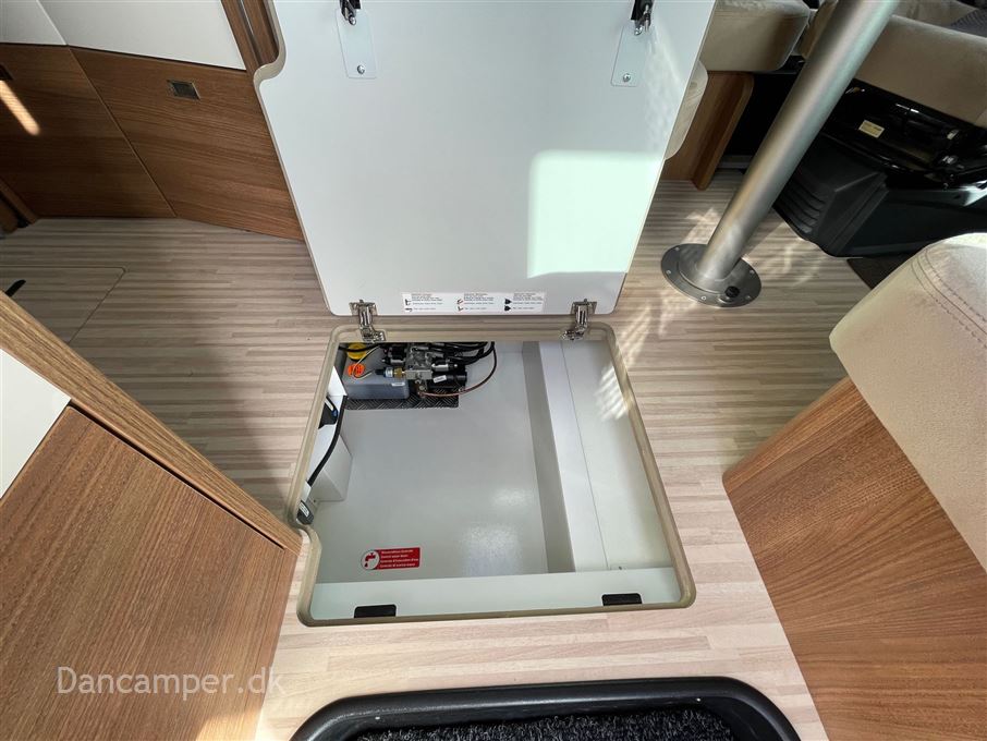 Carthago compactline 144 LE