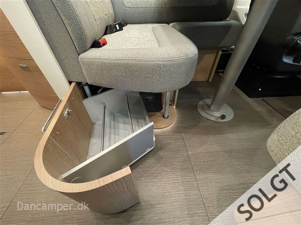 Carthago c-tourer I 145 LE