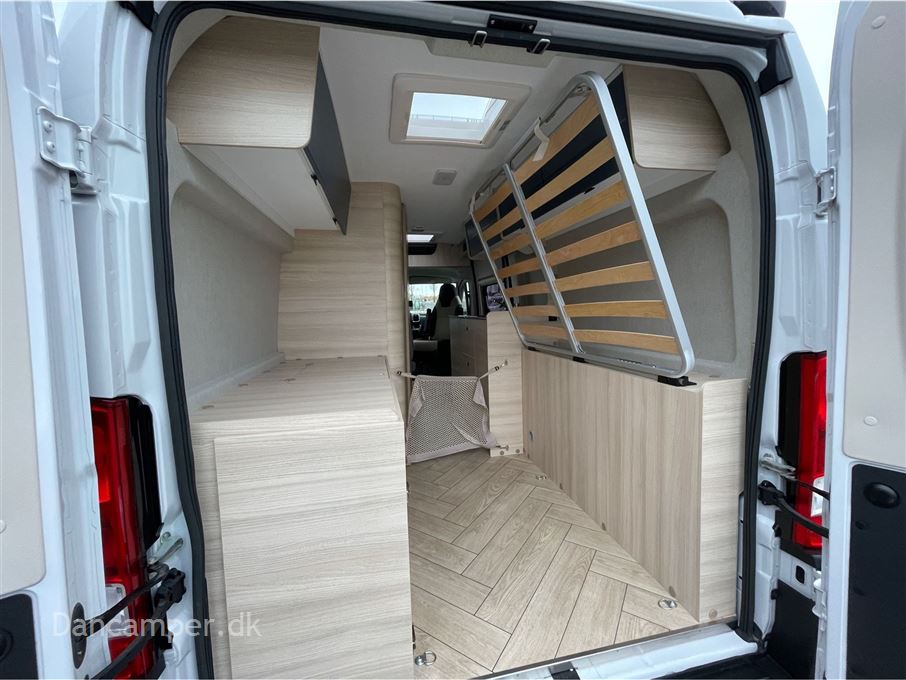 Chausson First Line V594