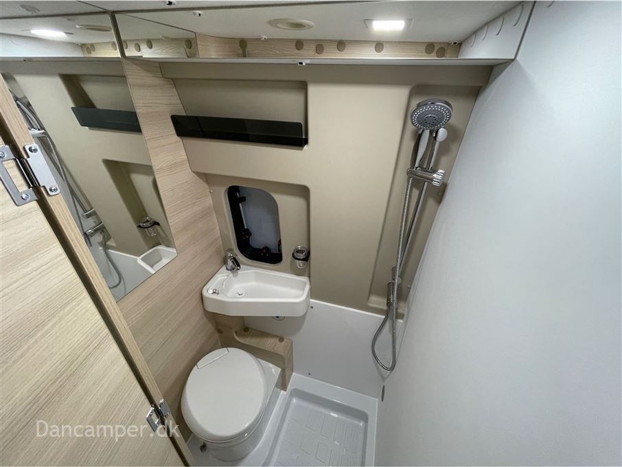 Chausson First Line V594