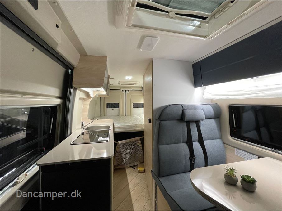 Chausson First Line V594