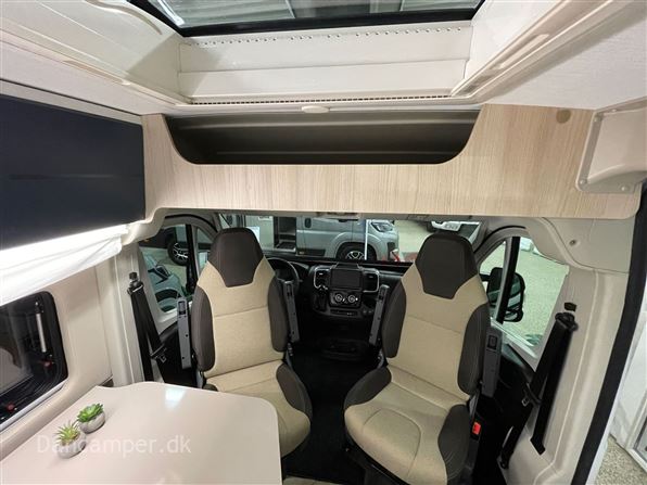 Chausson First Line V594